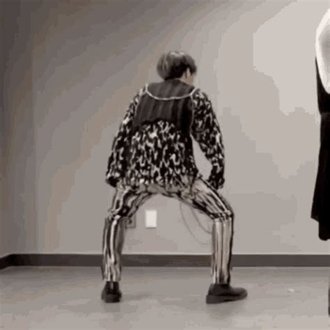 Search: twerk .